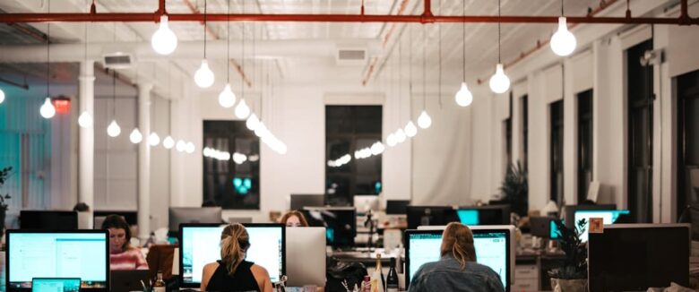 Part-Time Work on a 482 Visa Australian workplace representing full-time and reduced-hours rules for 482 visa holders